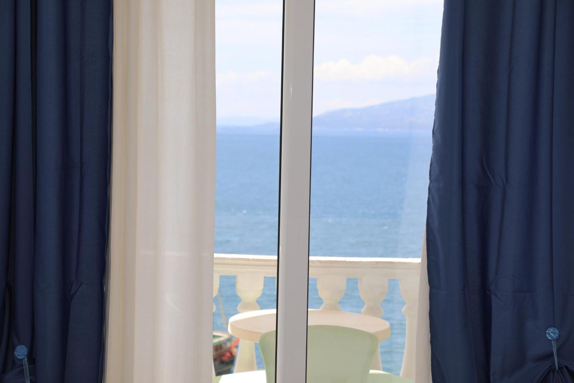 Saranda Appartament Meta Esterno foto