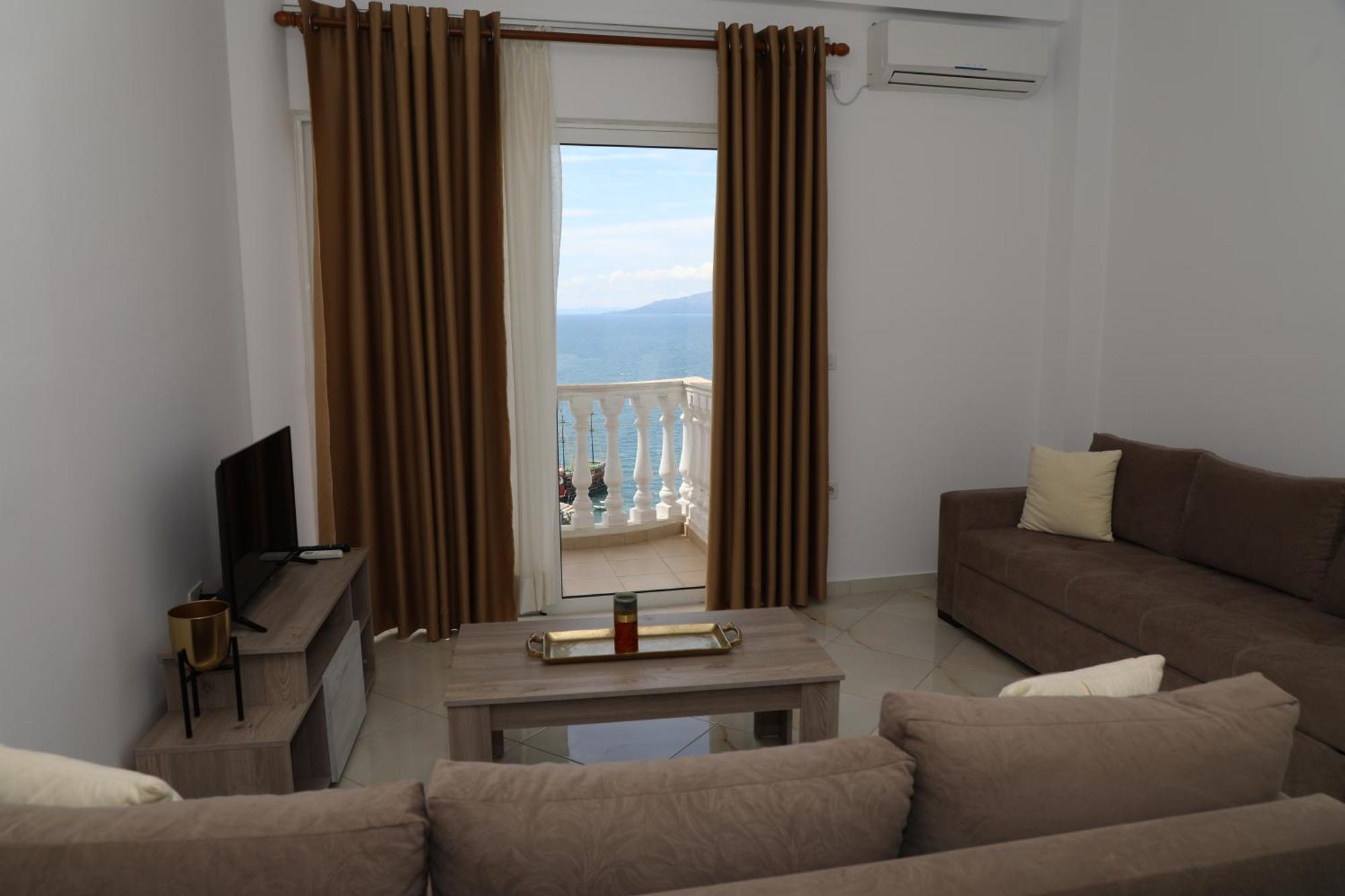 Saranda Appartament Meta Esterno foto